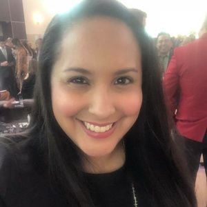 Meet your Posher, Sandy